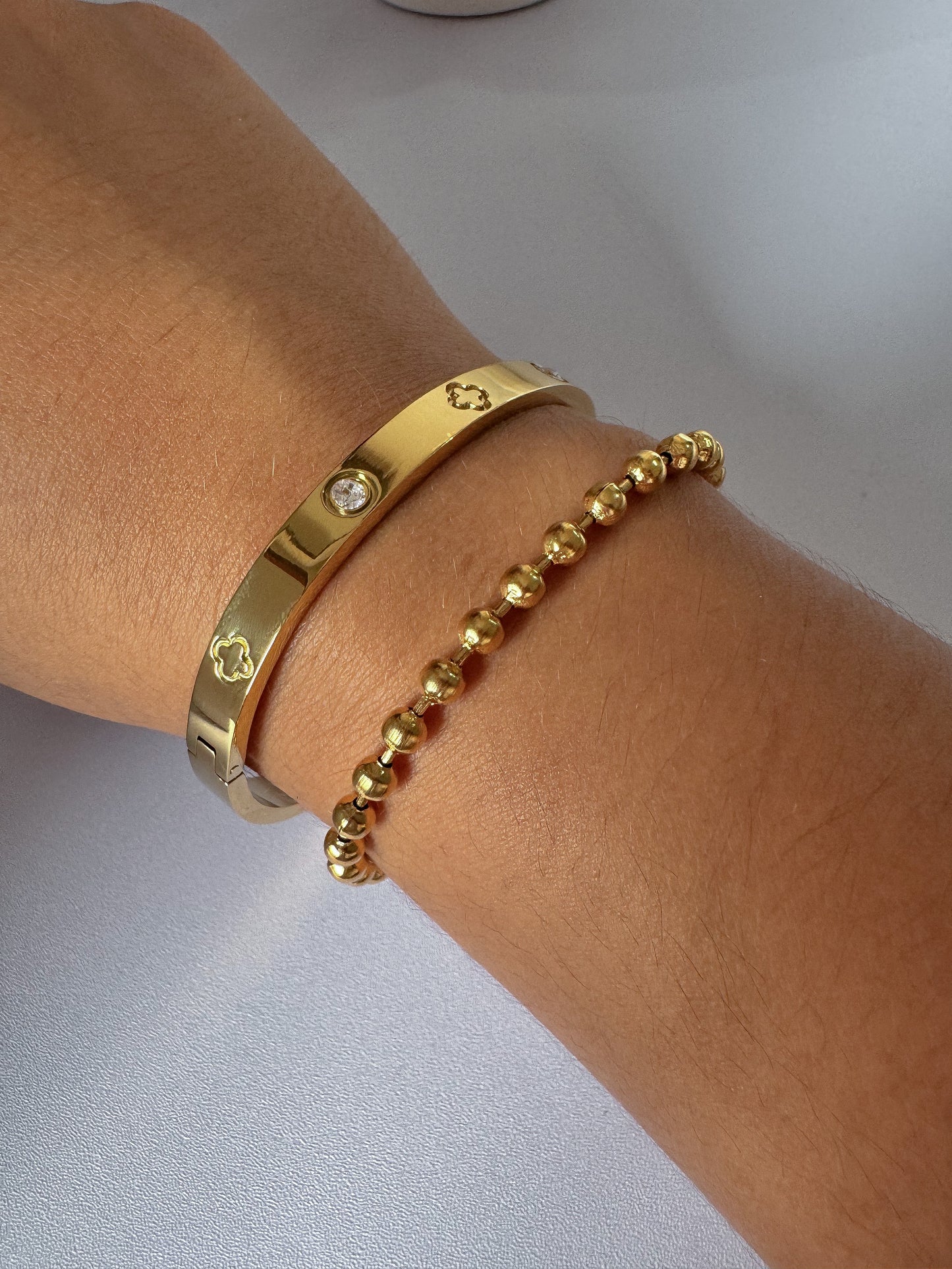 Pulsera atenea